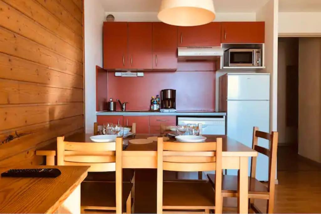 Charmant T3 Avec Vue Montagne Et Parking Privatif Font-Romeu-Odeillo-Via Екстериор снимка